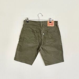Levi’s 505 Jean Shorts 5 Pocket Olive Green Denim Regular Fit Men’s 32 Waist